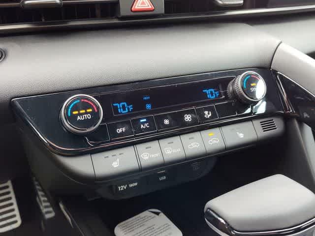 Thumbnail: 2026 Hyundai Elantra - 22