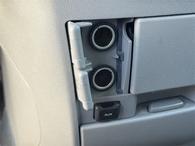 Thumbnail: 2012 Honda Odyssey - 22