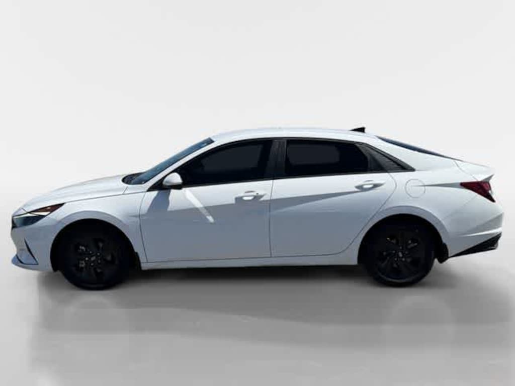 Used 2023 Hyundai Elantra SEL Sedan