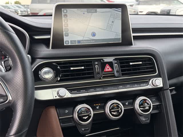 Thumbnail: 2021 Genesis G70 - 21