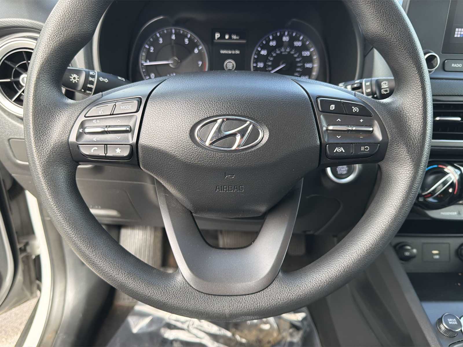 Thumbnail: 2022 Hyundai Kona - 21