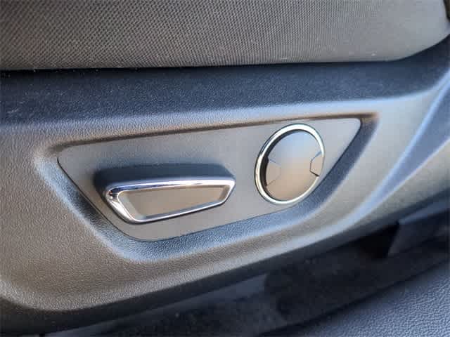 Thumbnail: 2017 Ford Mustang - 23