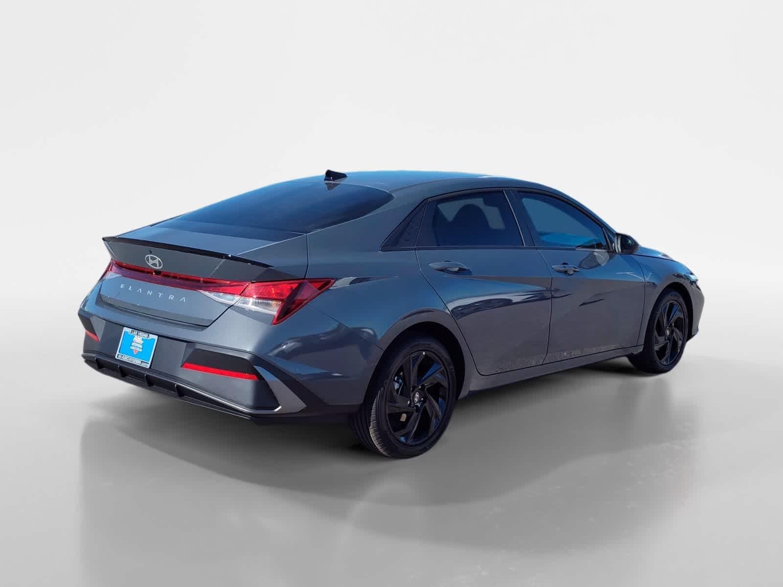 Thumbnail: 2026 Hyundai Elantra - 5