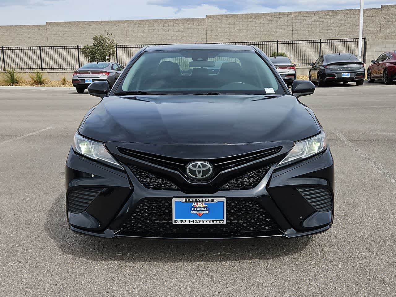 2020 Toyota Camry SE 9