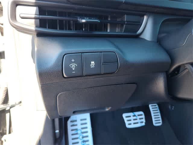 Thumbnail: 2026 Hyundai Elantra - 14