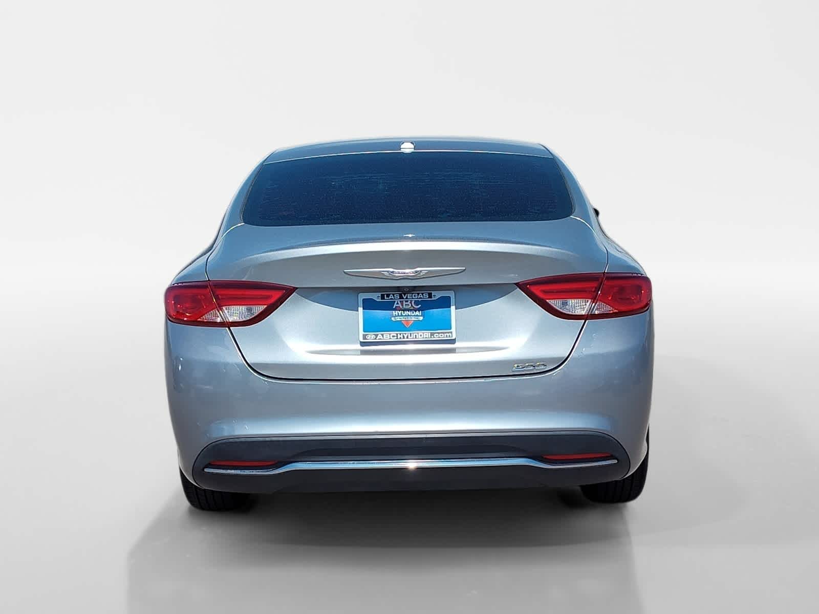 Thumbnail: 2015 Chrysler 200 - 4