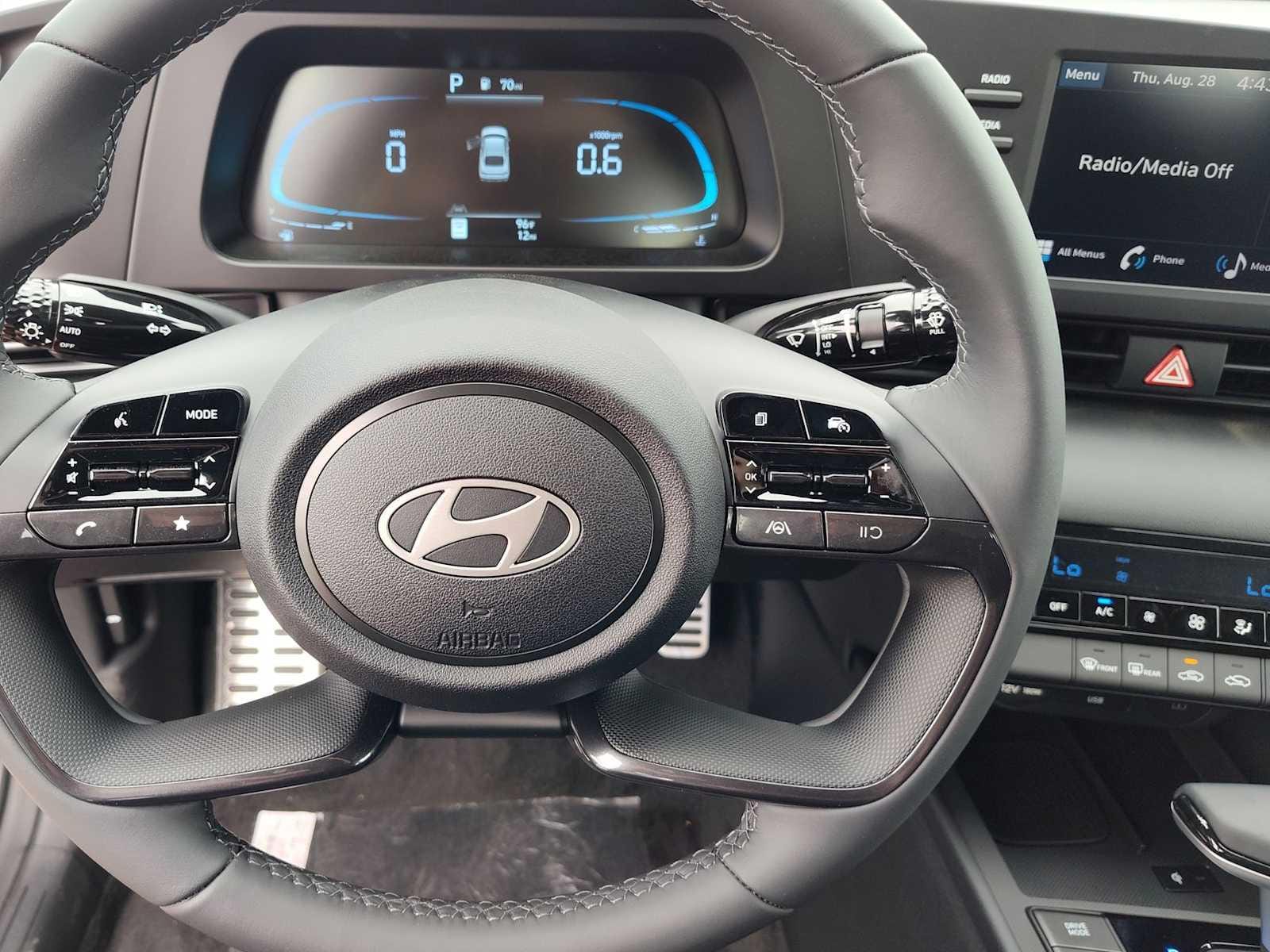 Thumbnail: 2025 Hyundai Elantra - 20