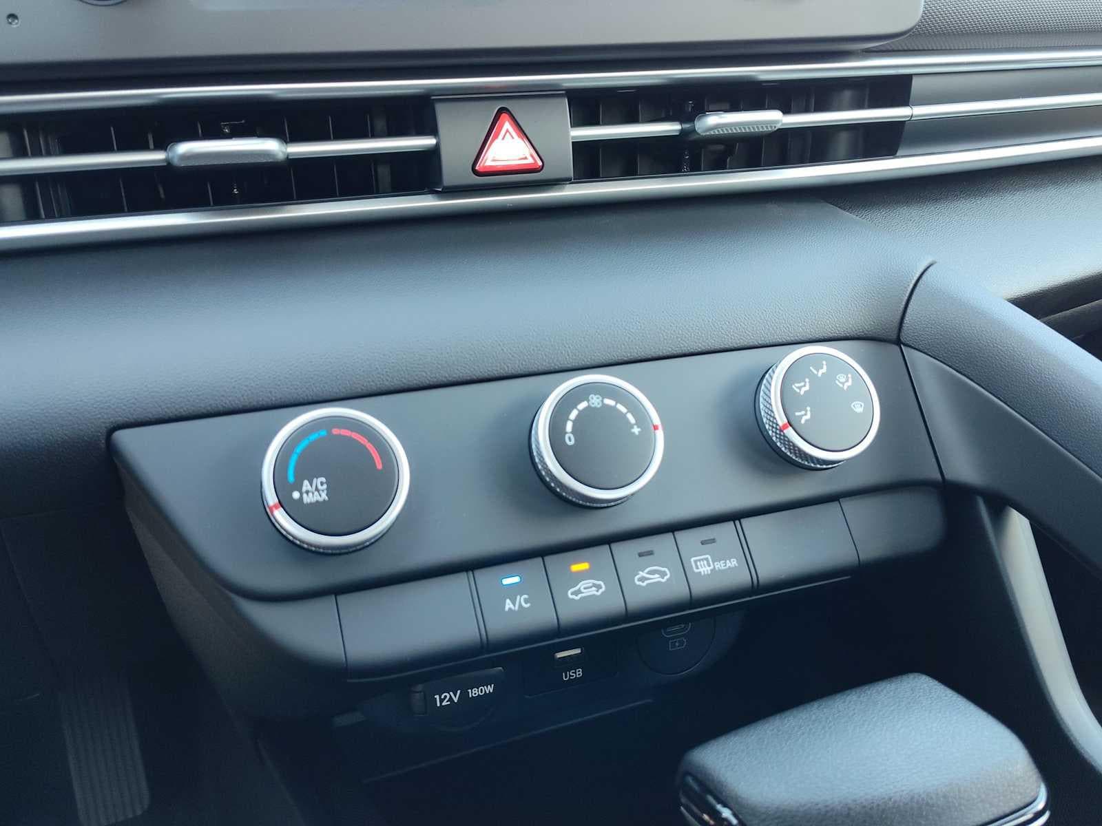 Thumbnail: 2025 Hyundai Elantra - 20