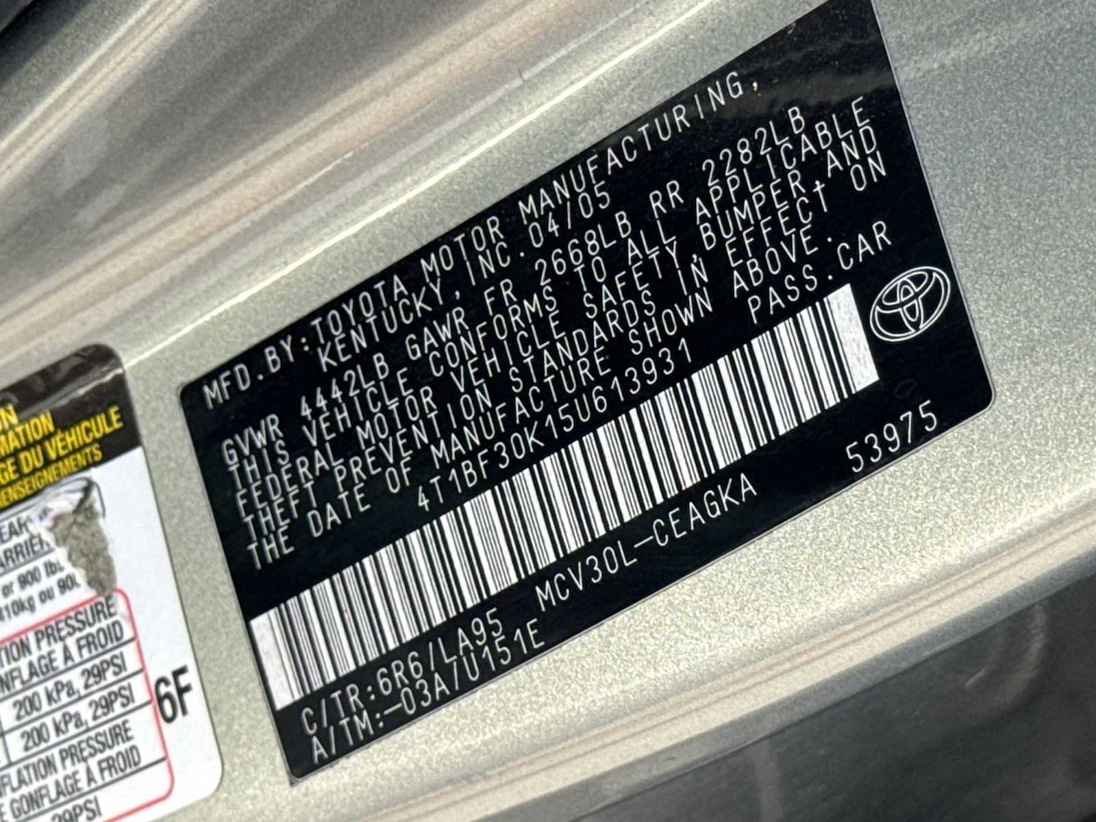 Thumbnail: 2005 Toyota Camry - 27