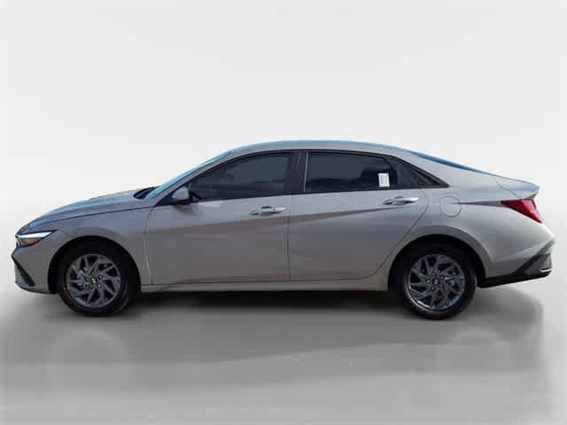 Thumbnail: 2026 Hyundai Elantra - 2