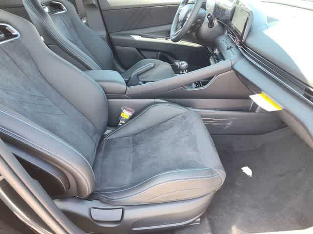 Thumbnail: 2025 Hyundai Elantra - 19