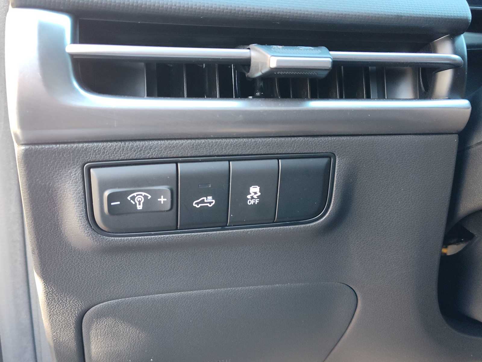 Thumbnail: 2025 Hyundai Santa Cruz - 14