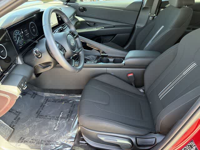 Thumbnail: 2025 Hyundai Elantra - 13