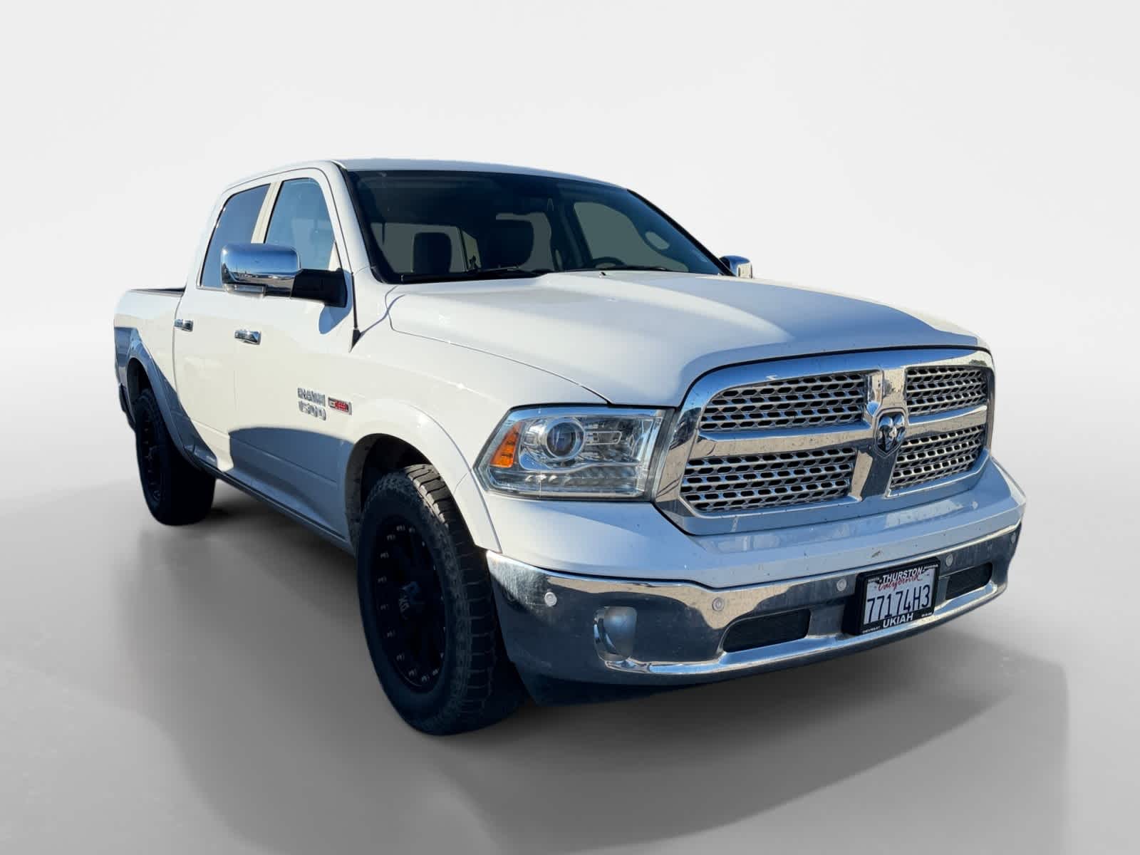 2018 Ram 1500 Laramie photo 2