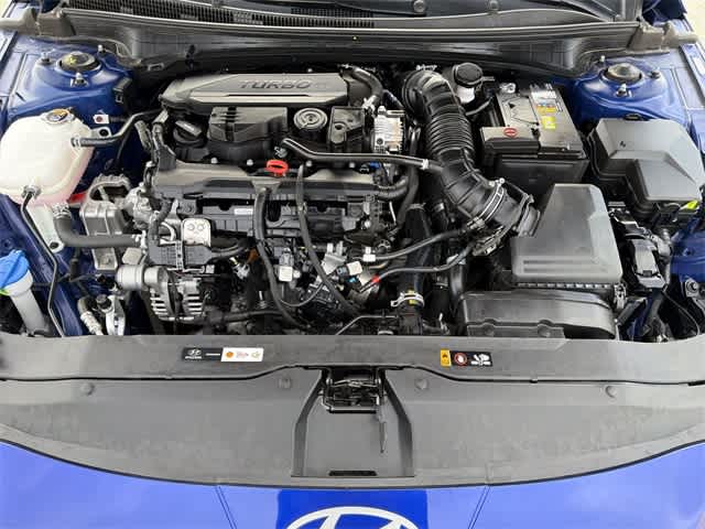 Thumbnail: 2025 Hyundai Elantra - 18