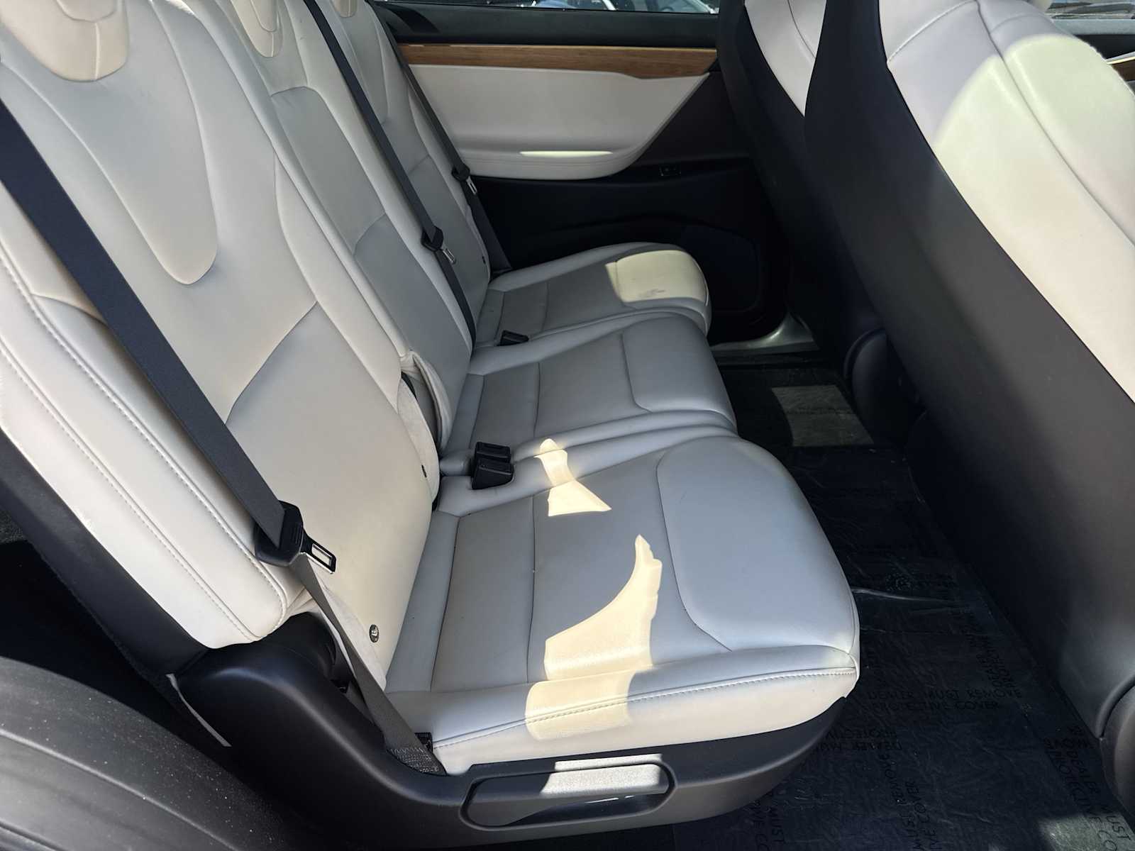 Thumbnail: 2019 Tesla Model X - 16