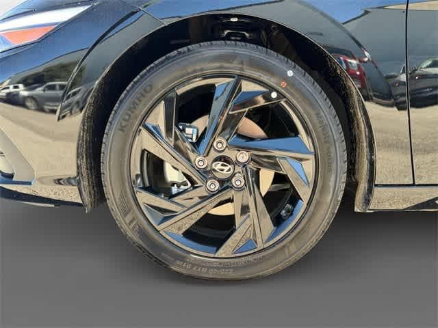 Thumbnail: 2026 Hyundai Elantra - 9