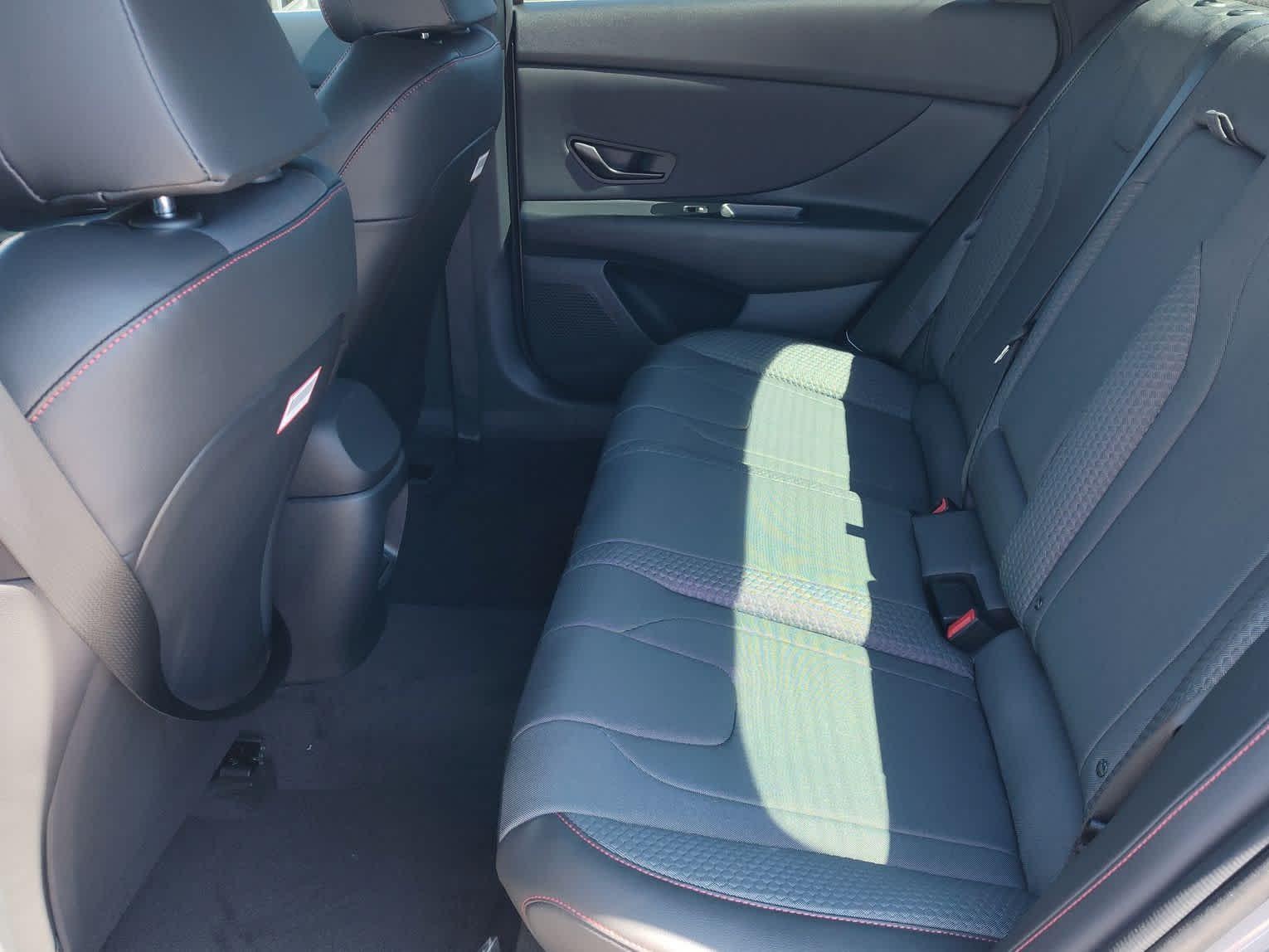 Thumbnail: 2025 Hyundai Elantra - 18