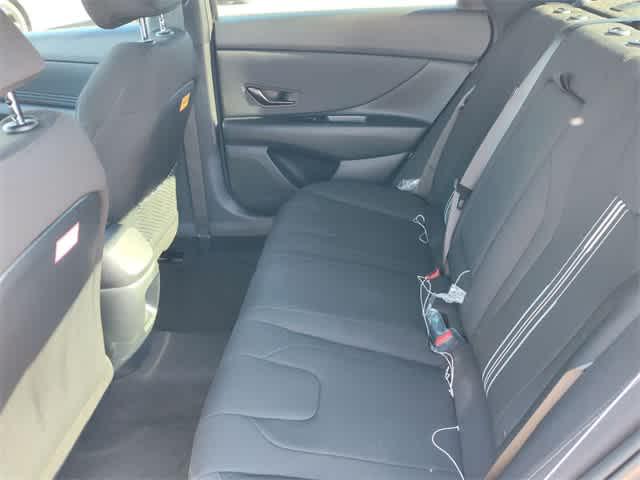 Thumbnail: 2026 Hyundai Elantra - 18