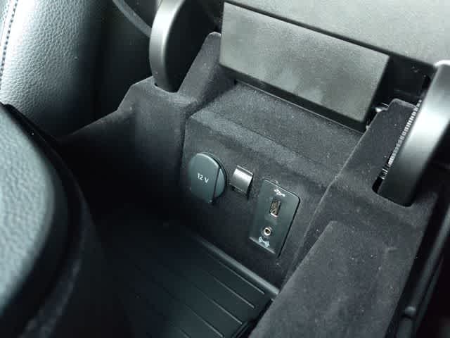 Thumbnail: 2020 Porsche Panamera - 24