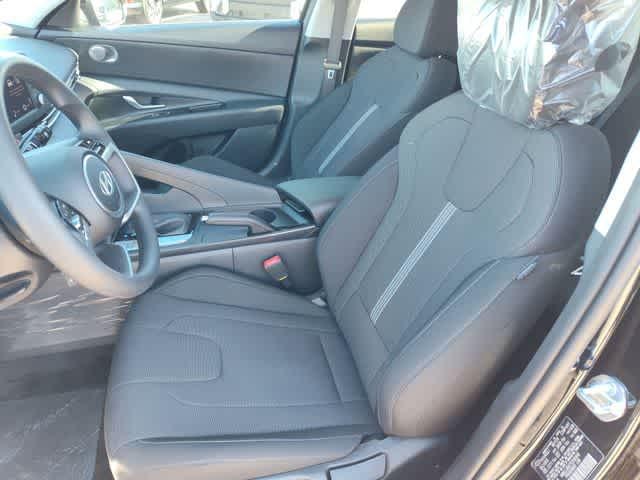 Thumbnail: 2026 Hyundai Elantra - 14