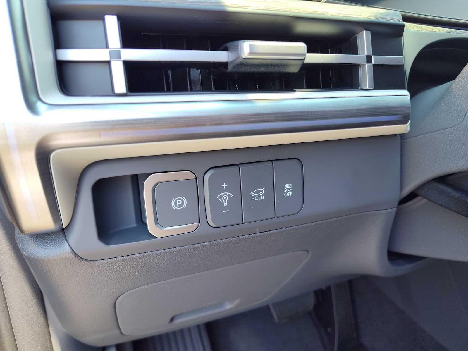 Thumbnail: 2025 Hyundai Santa Fe - 14