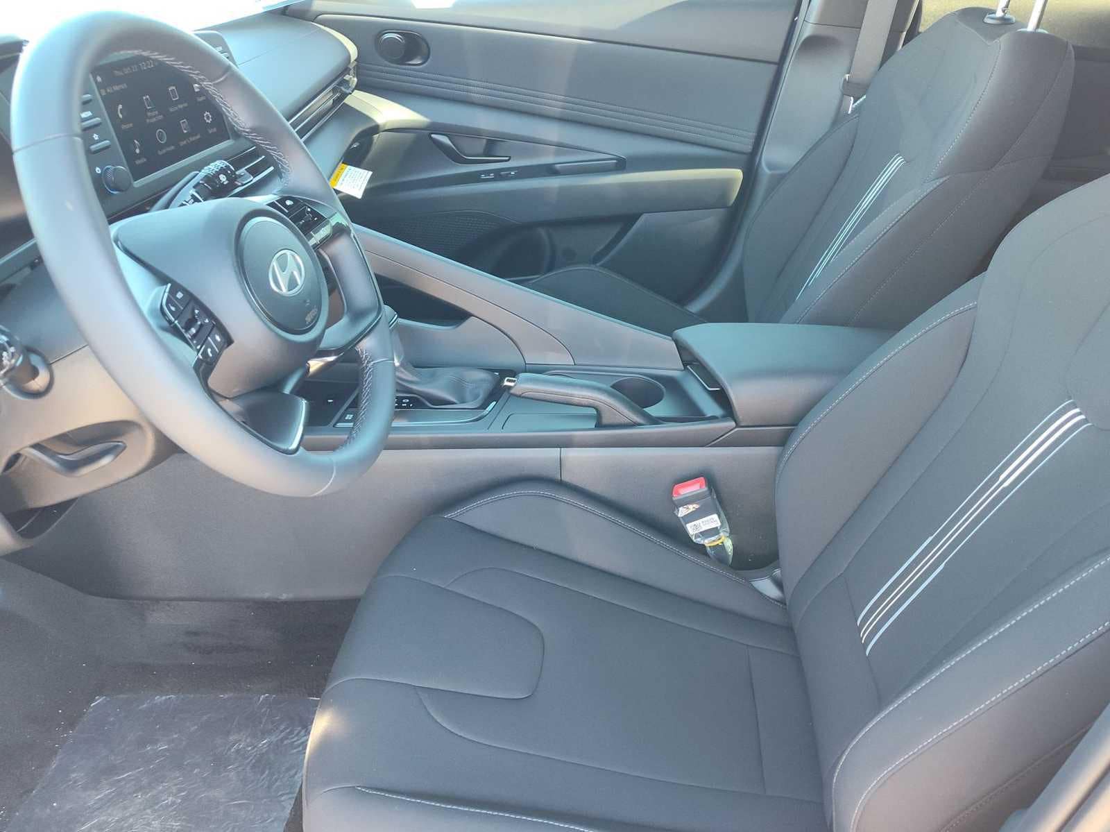 Thumbnail: 2026 Hyundai Elantra - 12