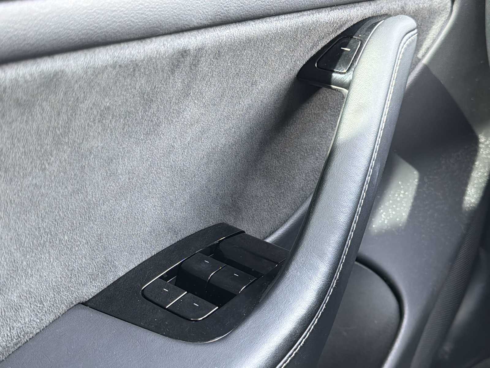 Thumbnail: 2019 Tesla Model 3 - 19