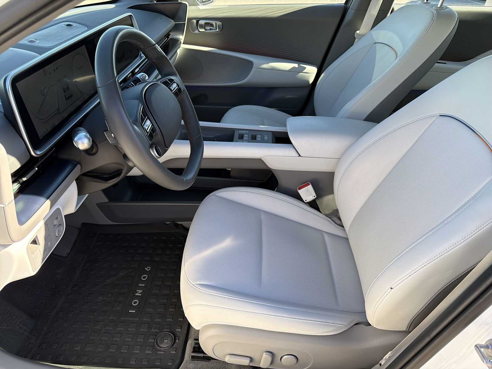 Thumbnail: 2024 Hyundai Ioniq 6 - 13