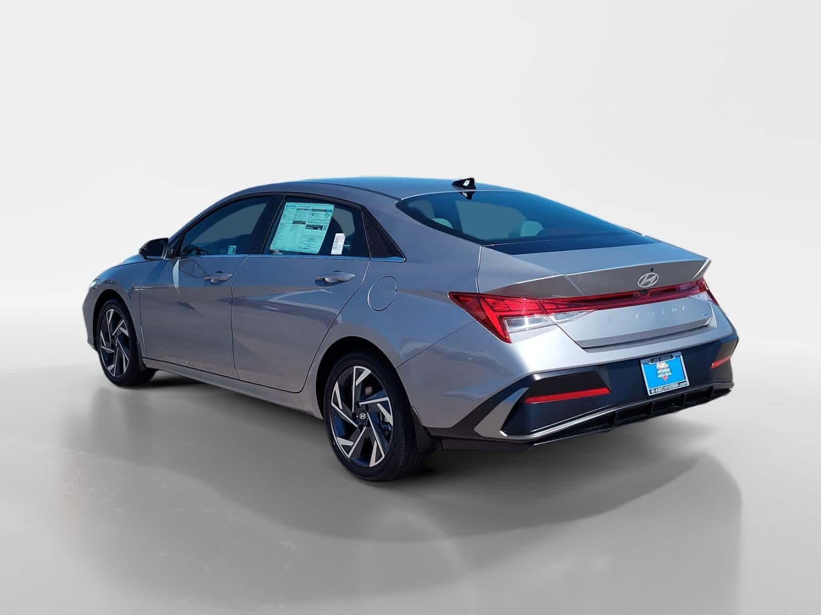 Thumbnail: 2025 Hyundai Elantra - 3