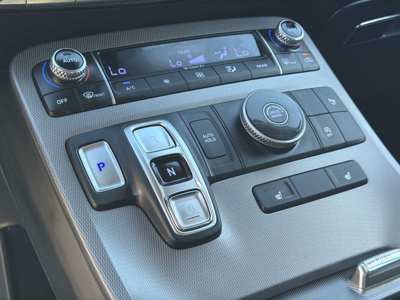 Thumbnail: 2022 Hyundai Palisade - 26