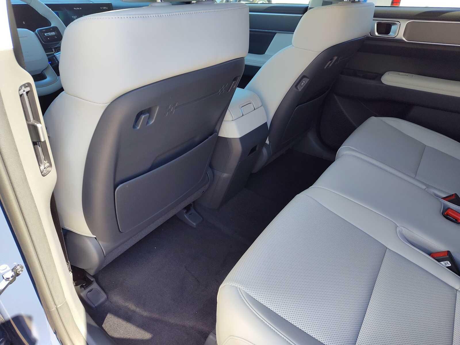 Thumbnail: 2026 Hyundai Santa Fe - 15