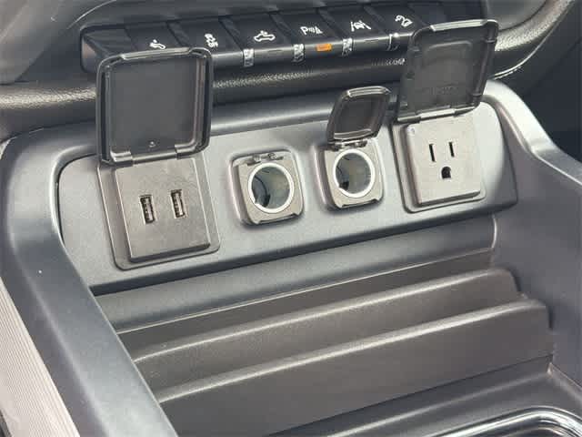 Thumbnail: 2017 Chevrolet Silverado 1500 - 25