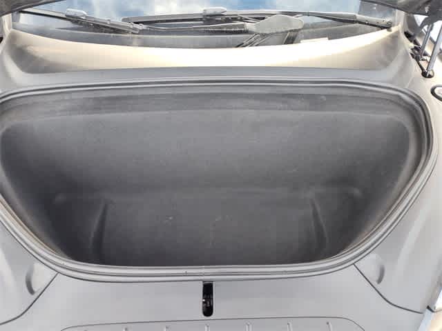 Thumbnail: 2023 Tesla Model X - 18