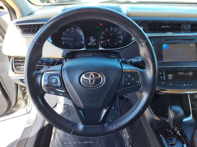 Thumbnail: 2013 Toyota Avalon - 21