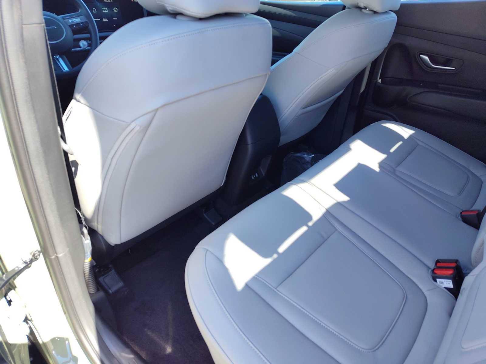 Thumbnail: 2026 Hyundai Santa Cruz - 15