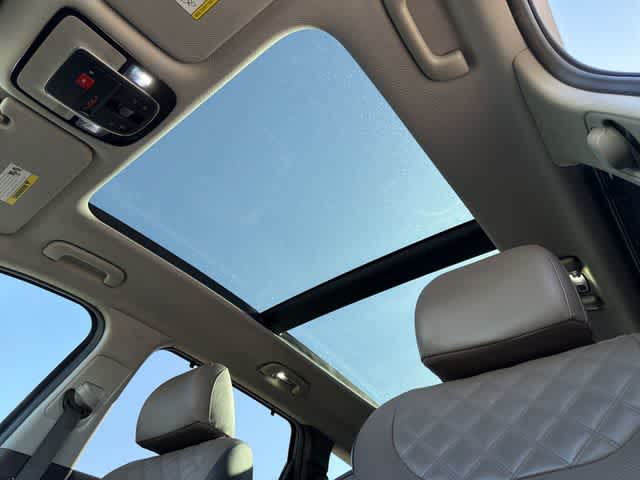 Thumbnail: 2022 Hyundai Santa Fe - 16