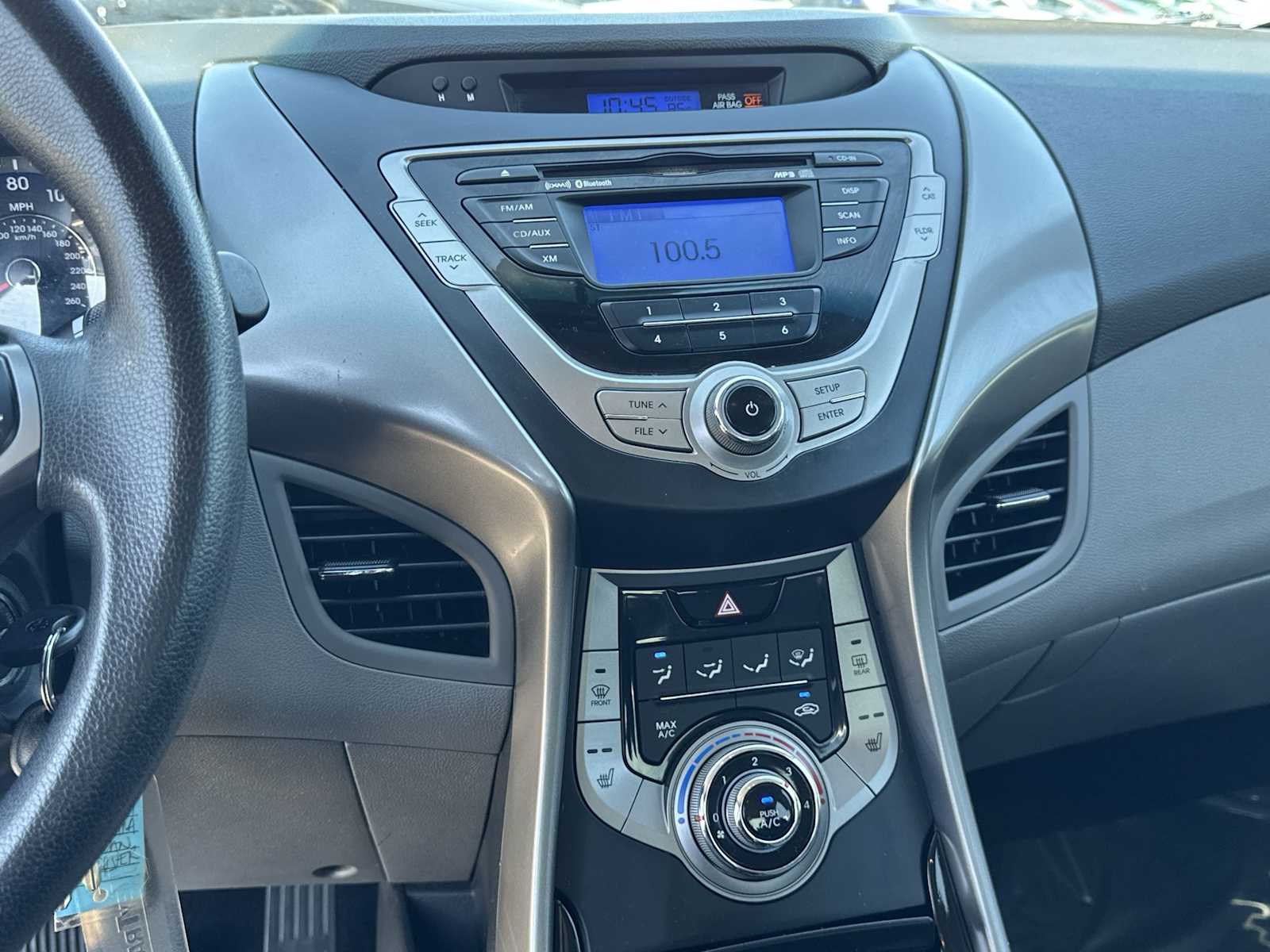 Thumbnail: 2013 Hyundai Elantra - 20
