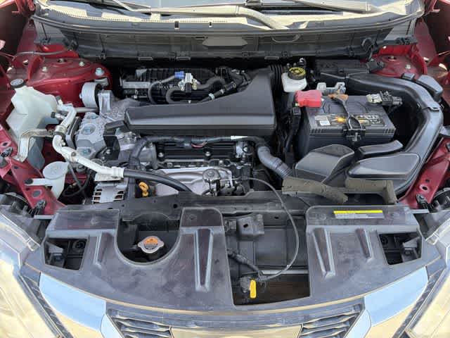 Thumbnail: 2017 Nissan Rogue - 11