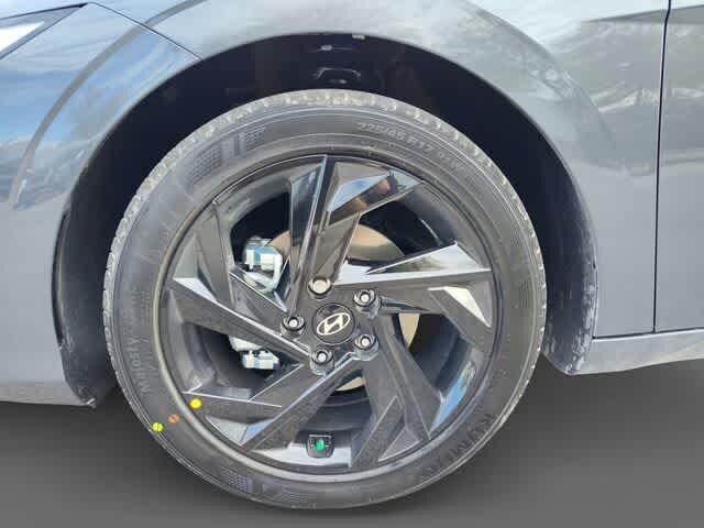 Thumbnail: 2026 Hyundai Elantra - 10