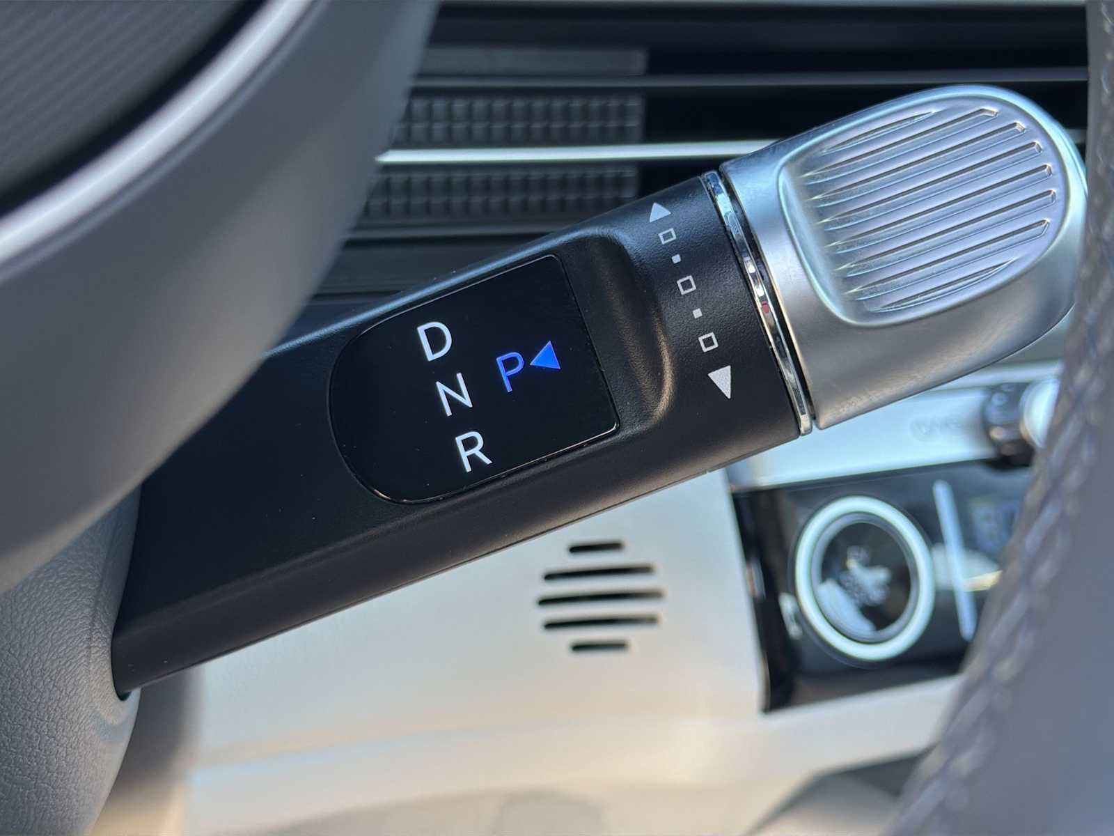 Thumbnail: 2024 Hyundai Ioniq 6 - 25