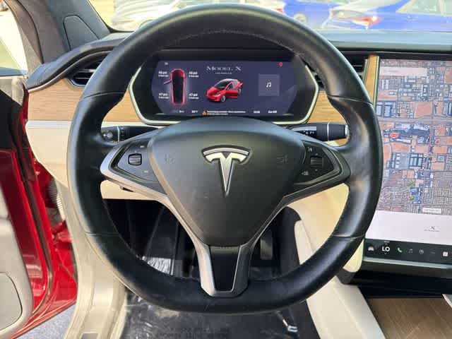 Thumbnail: 2021 Tesla Model X - 19