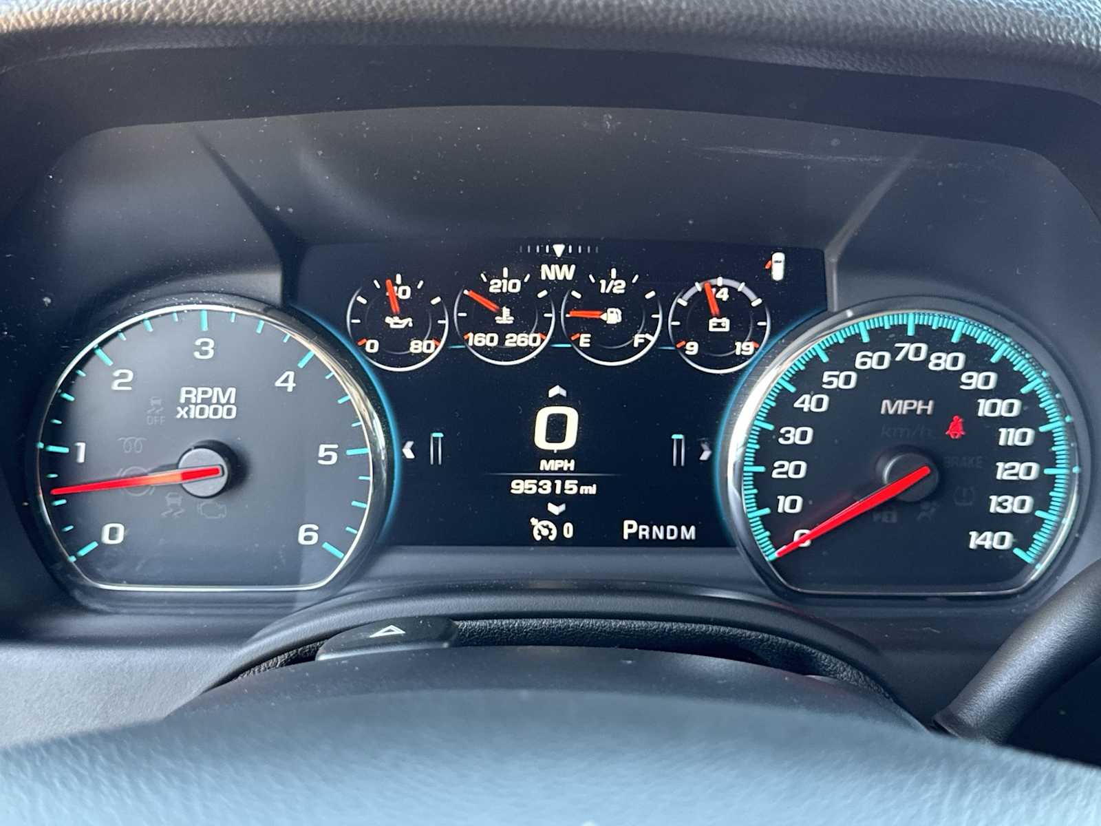 Thumbnail: 2016 Chevrolet Tahoe - 27