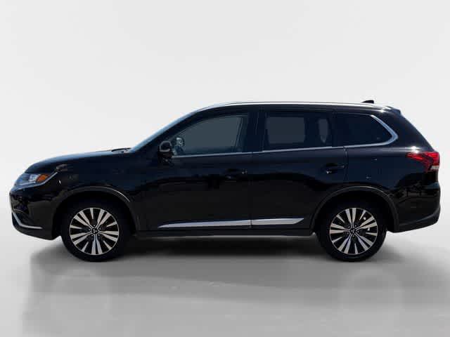 Thumbnail: 2019 Mitsubishi Outlander - 2