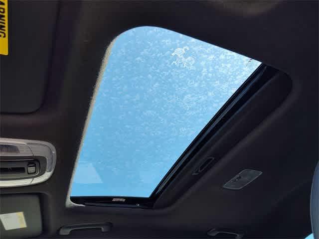 Thumbnail: 2025 Hyundai Elantra - 17