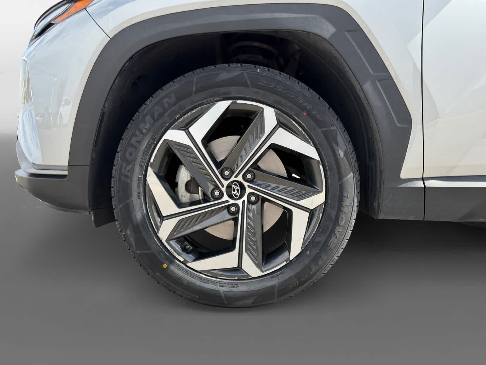 Thumbnail: 2022 Hyundai Tucson - 16