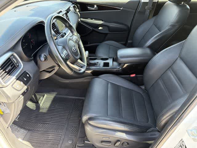 Thumbnail: 2016 Kia Sorento - 14