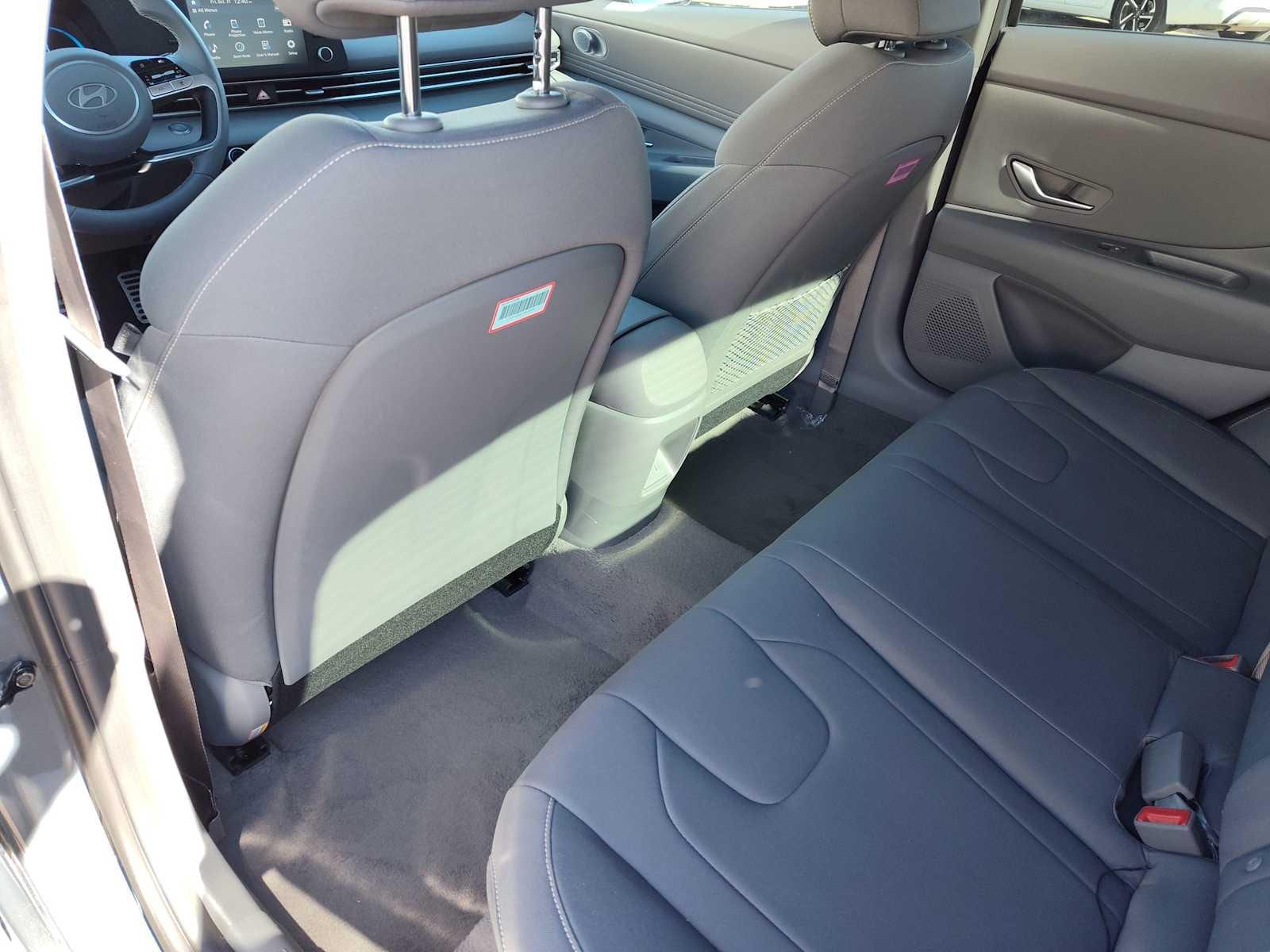 Thumbnail: 2026 Hyundai Elantra - 15