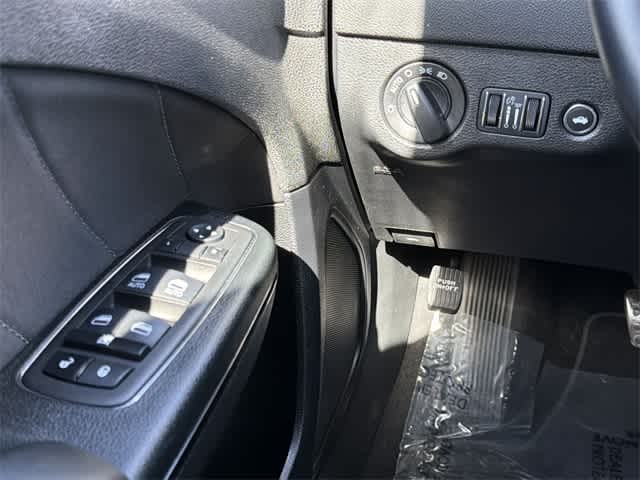 Thumbnail: 2023 Dodge Charger - 17