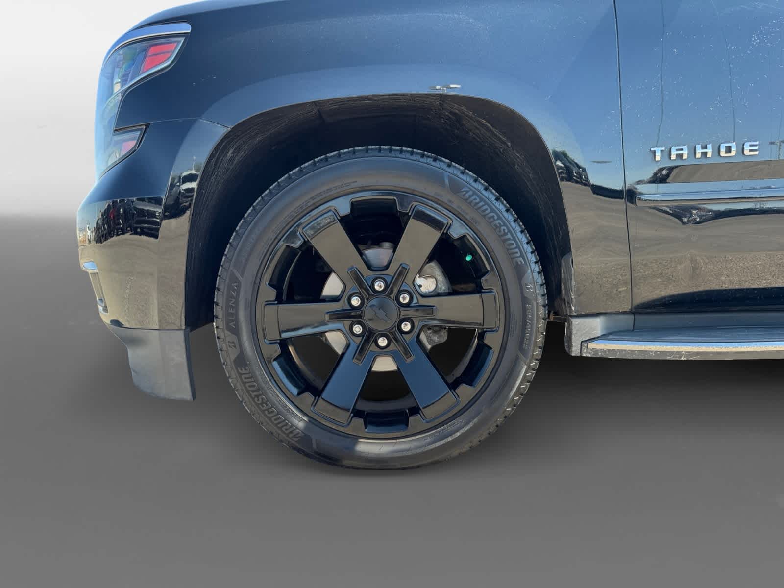 Thumbnail: 2016 Chevrolet Tahoe - 9